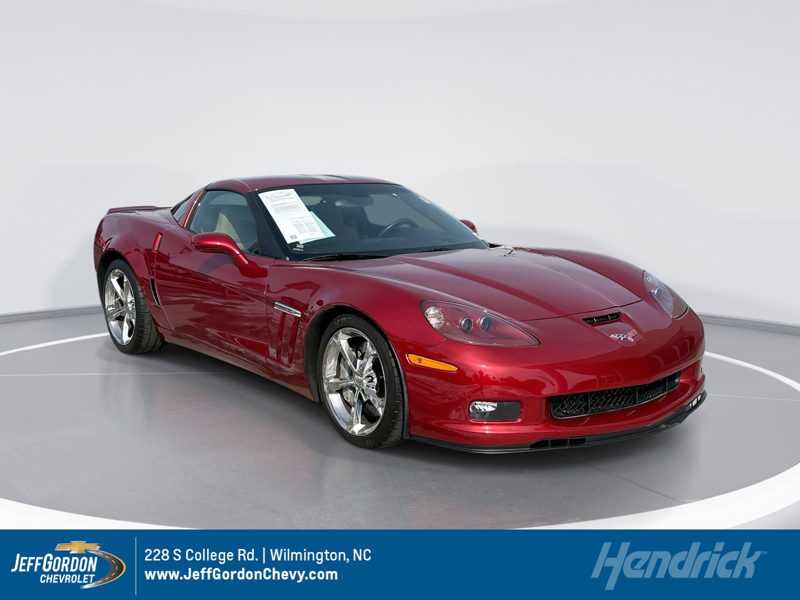 Used 2013 Chevrolet Corvette Grand Sport w/ 2LT Preferred Equipment Group image 1