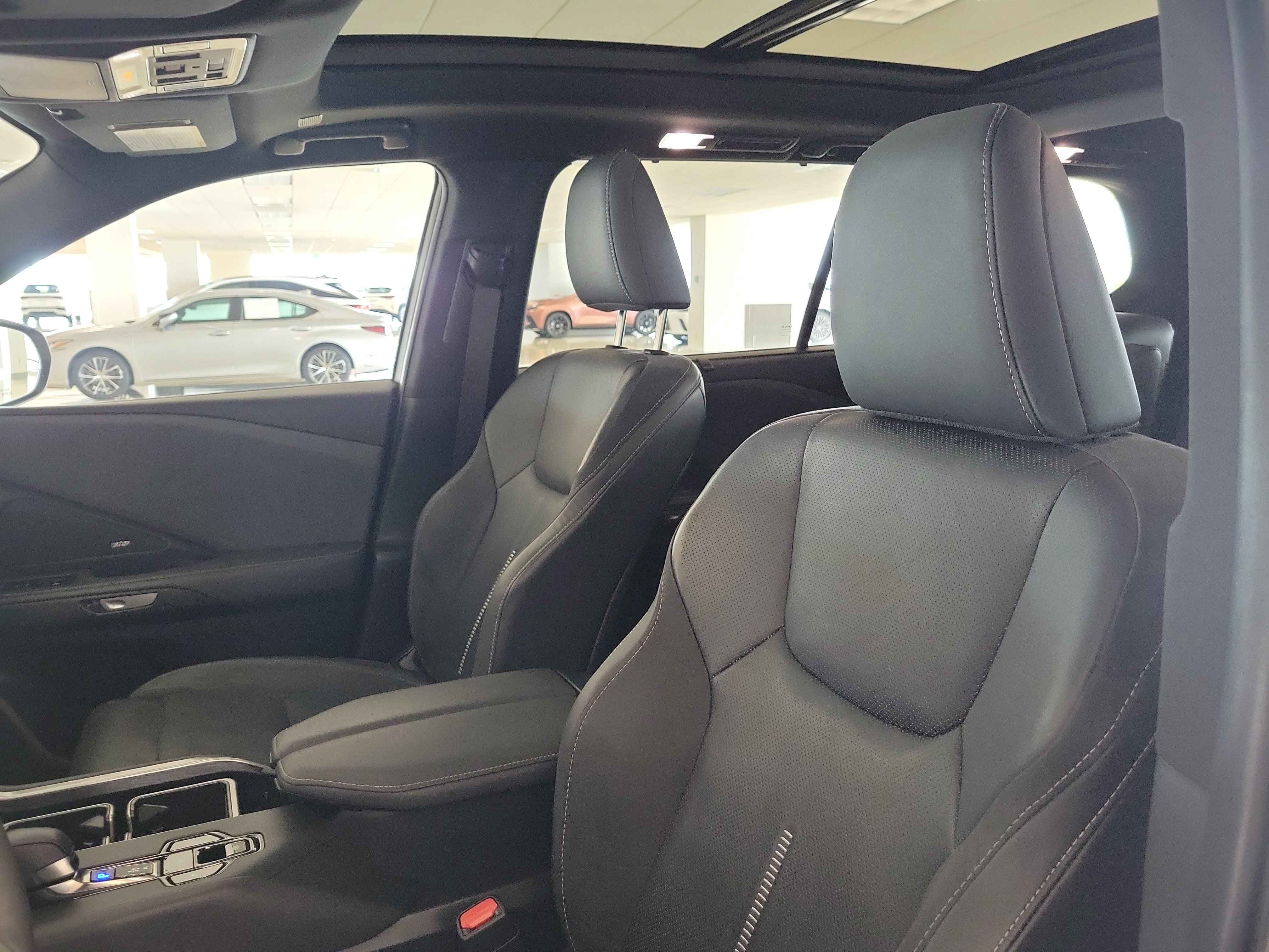 Used 2024 Lexus TX 350 FWD w/ Technology Package image 24