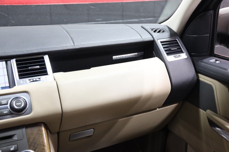 Used 2011 Land Rover Range Rover Sport HSE AWD/4WD image 60