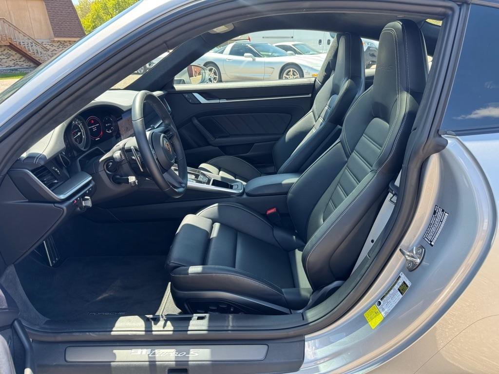 Used 2024 Porsche 911 Turbo S AWD/4WD image 13