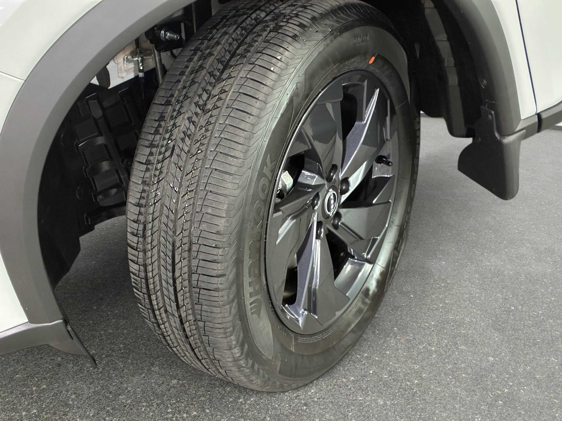 New 2026 Nissan Rogue SV w/ Cold Weather Package AWD/4WD image 30
