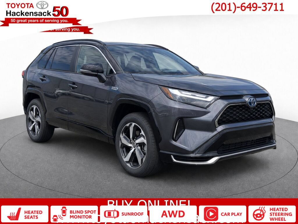 Used 2023 Toyota RAV4 SE w/ Weather & Moonroof Package