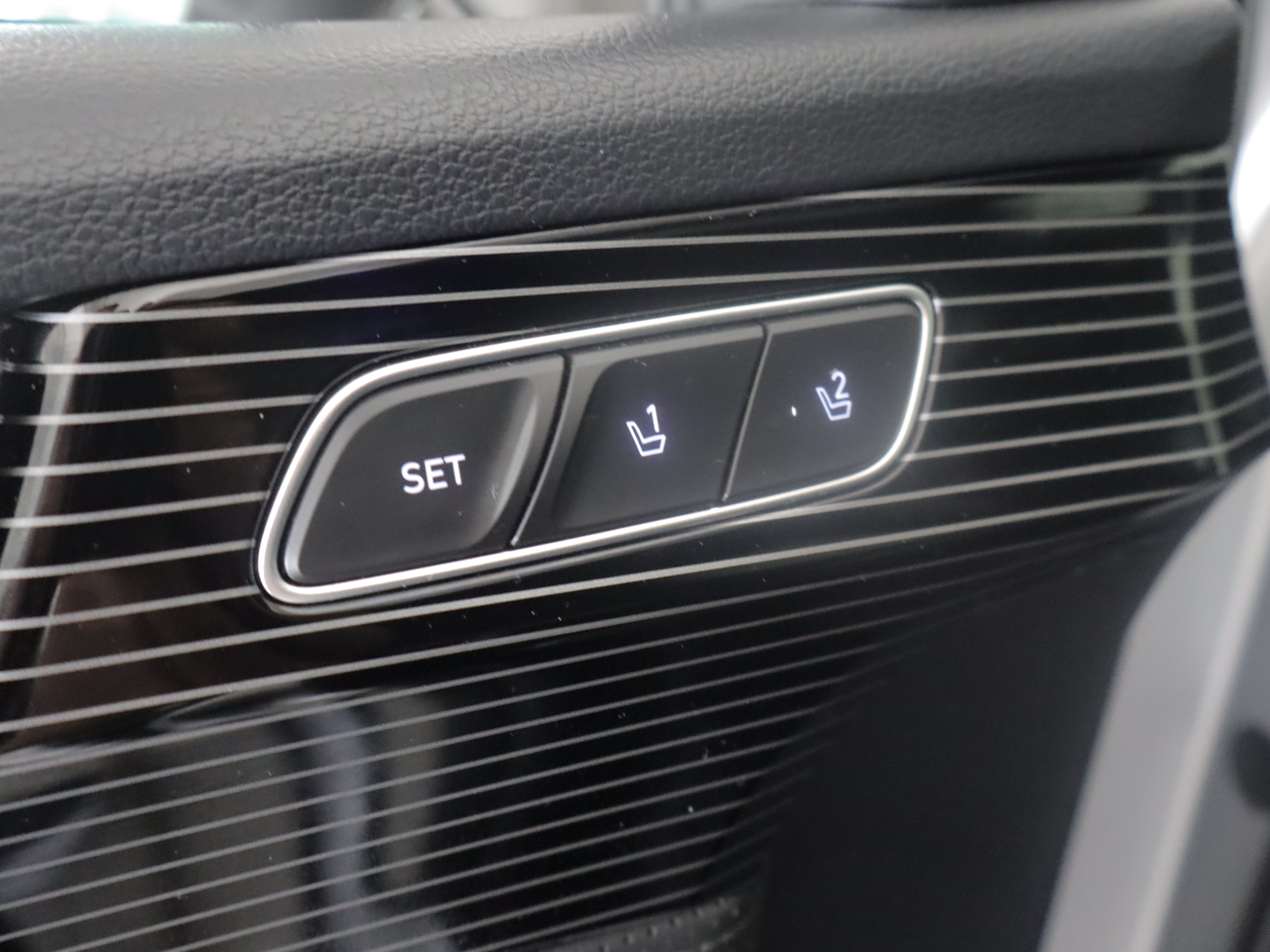 Used 2024 Hyundai Palisade Calligraphy AWD/4WD image 16