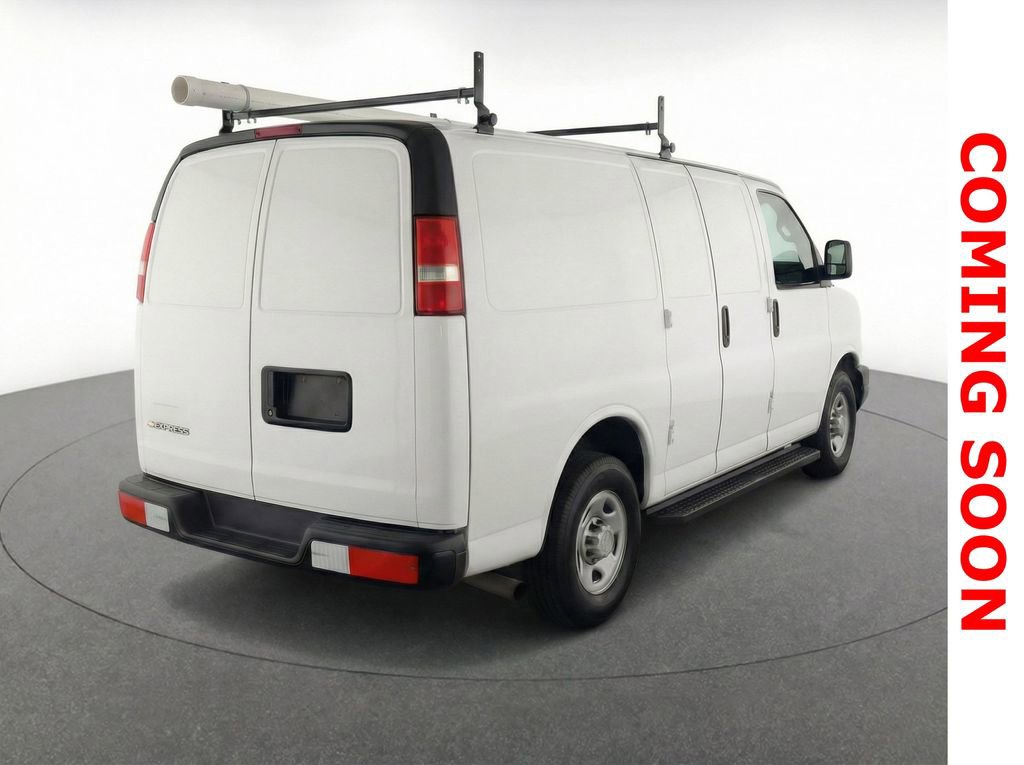 Used 2016 Chevrolet Express 2500 image 5