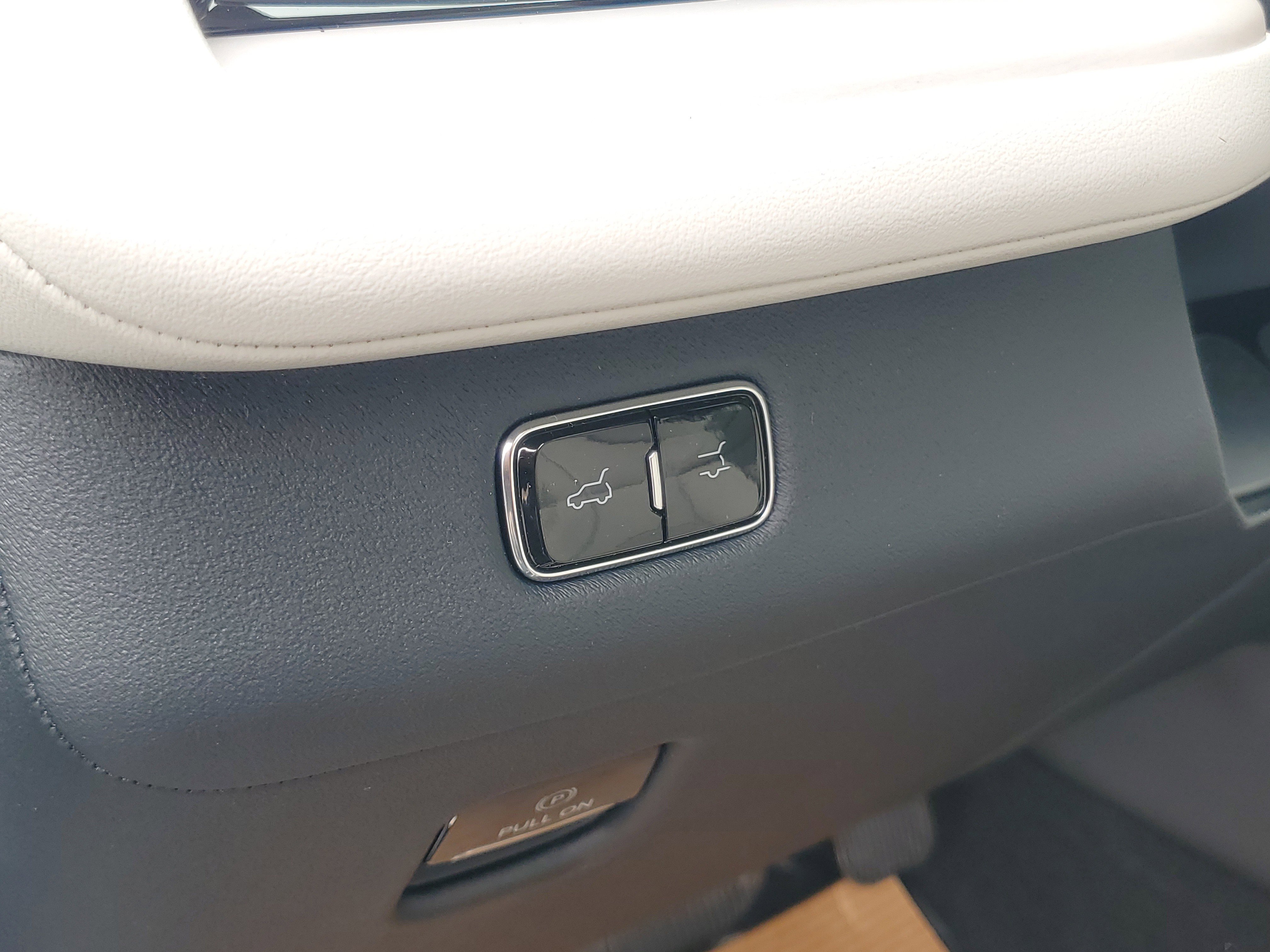 New 2026 Lincoln Navigator Reserve AWD/4WD image 15