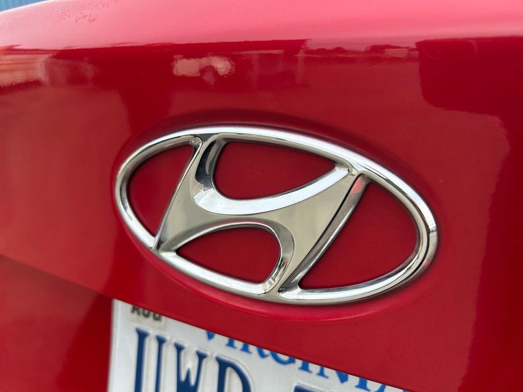 Used 2018 Hyundai Accent SE image 32