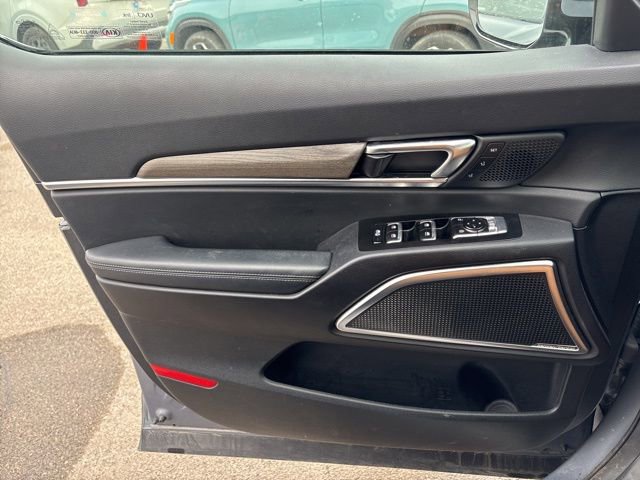 Certified 2021 Kia Telluride SX w/ SX Prestige Package image 21