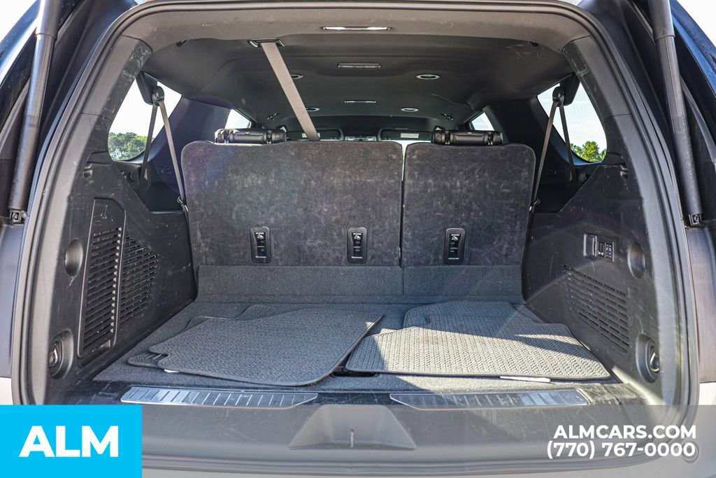 Used 2025 GMC Yukon XL Denali AWD/4WD image 24
