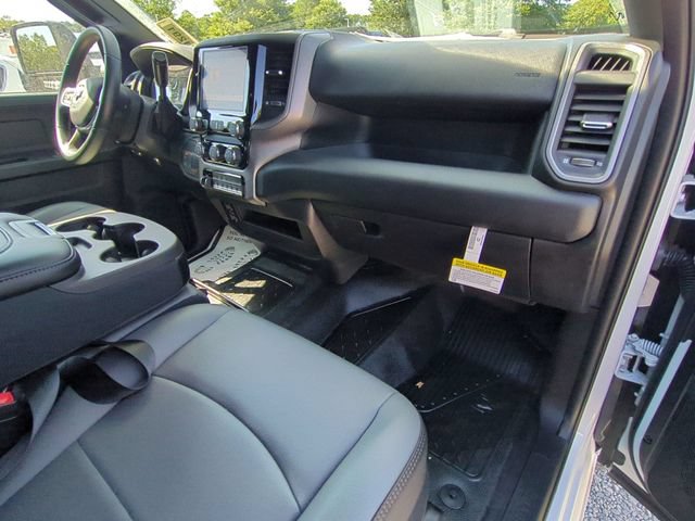 New 2026 RAM 3500 Tradesman w/ Chrome Appearance Group AWD/4WD image 36
