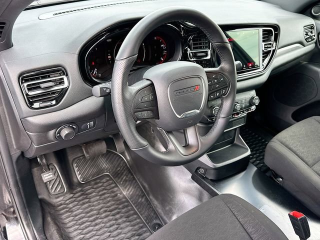 Used 2025 Dodge Durango AWD w/ Technology Group image 9