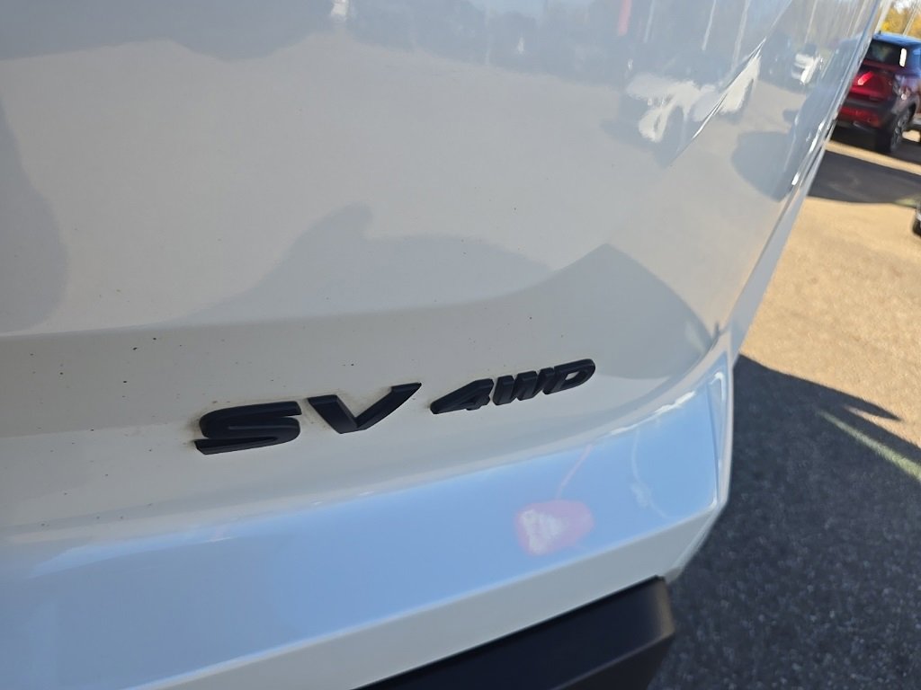 Used 2022 Nissan Pathfinder SV w/ SV Black Package image 35