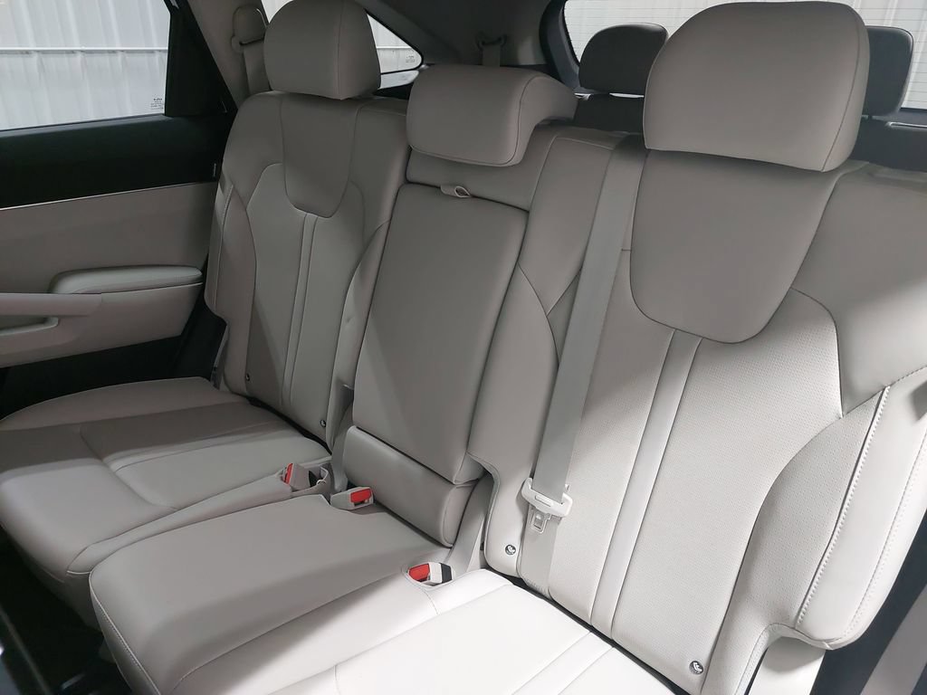 New 2026 Kia Sorento S w/ S Panoramic Sunroof Package FWD image 15