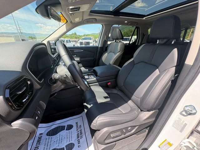 Used 2025 Honda Pilot Touring image 30