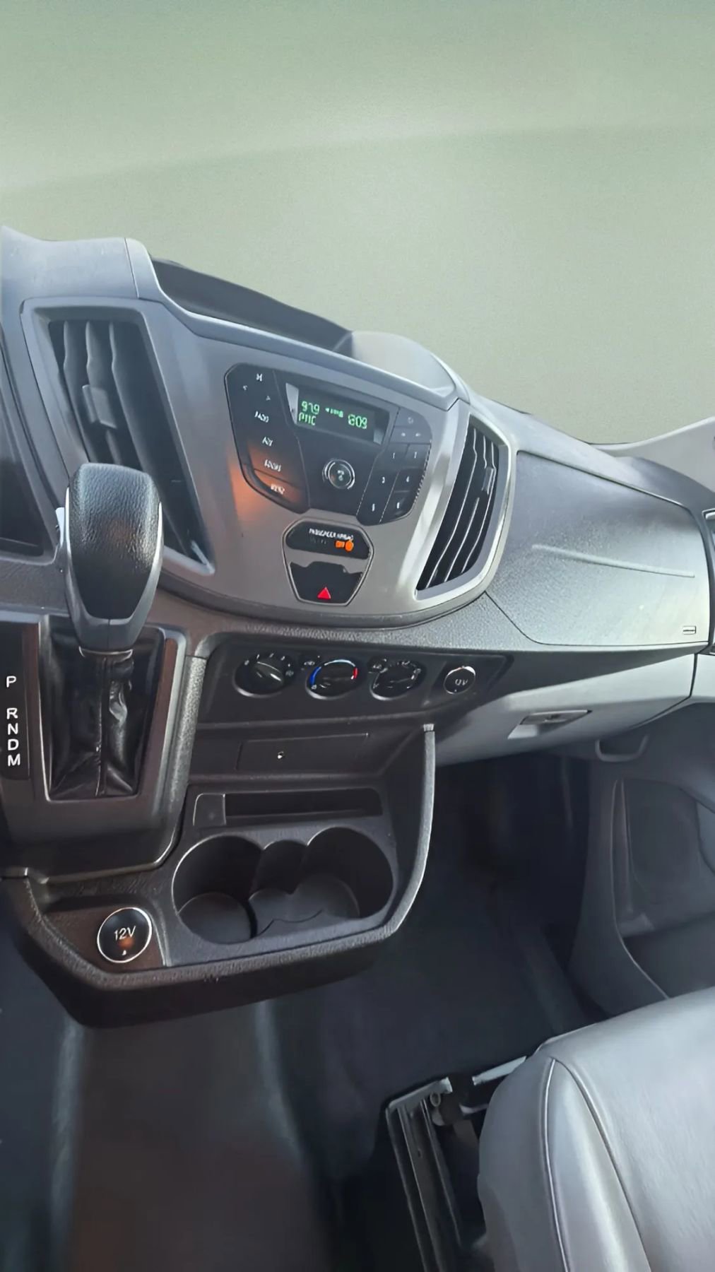 Used 2019 Ford Transit 250 Low Roof w/60/40 Side Door w/L image 39