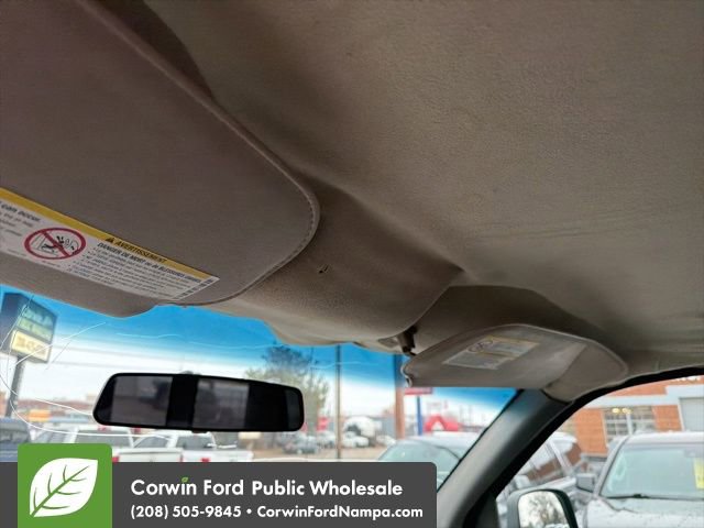 Used 2003 Chevrolet Express 3500 image 18