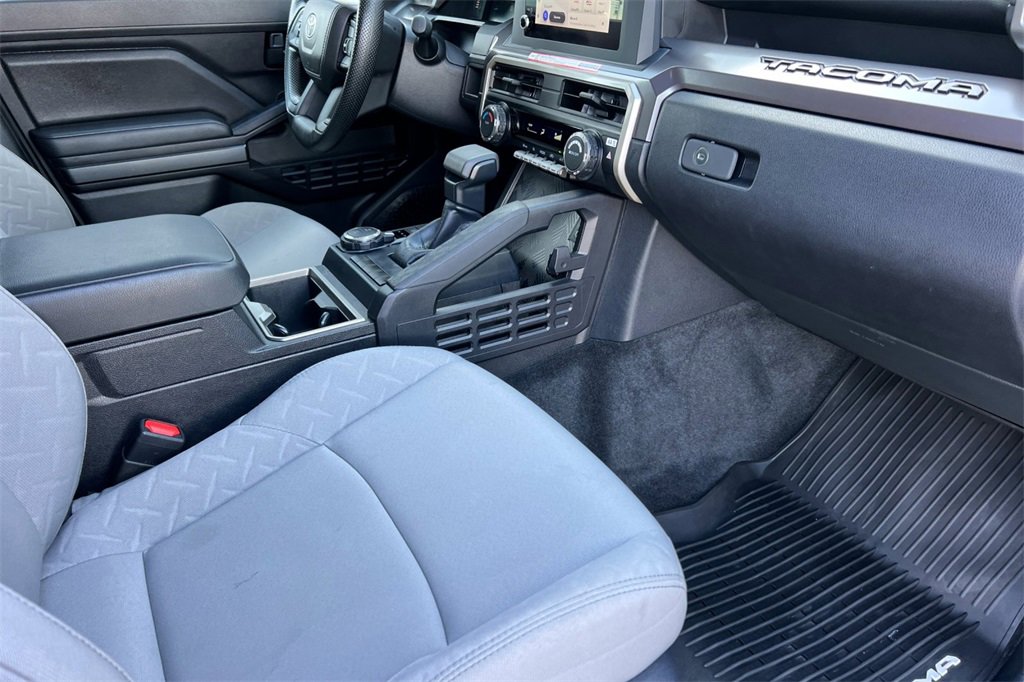 Certified 2025 Toyota Tacoma SR5 image 19