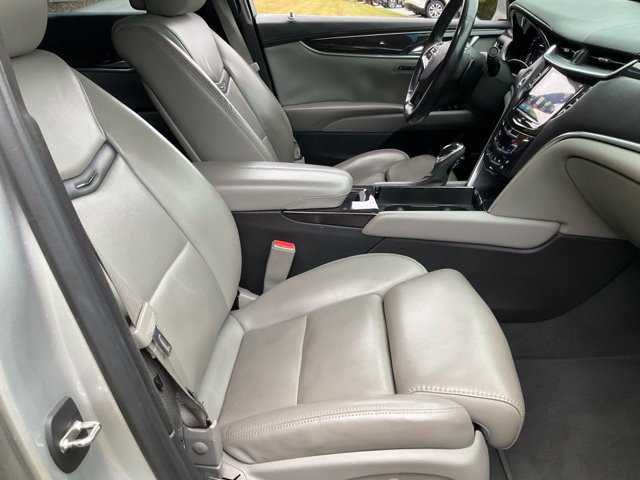 Used 2014 Cadillac XTS Luxury w/ Driver Awareness Package FWD image 19