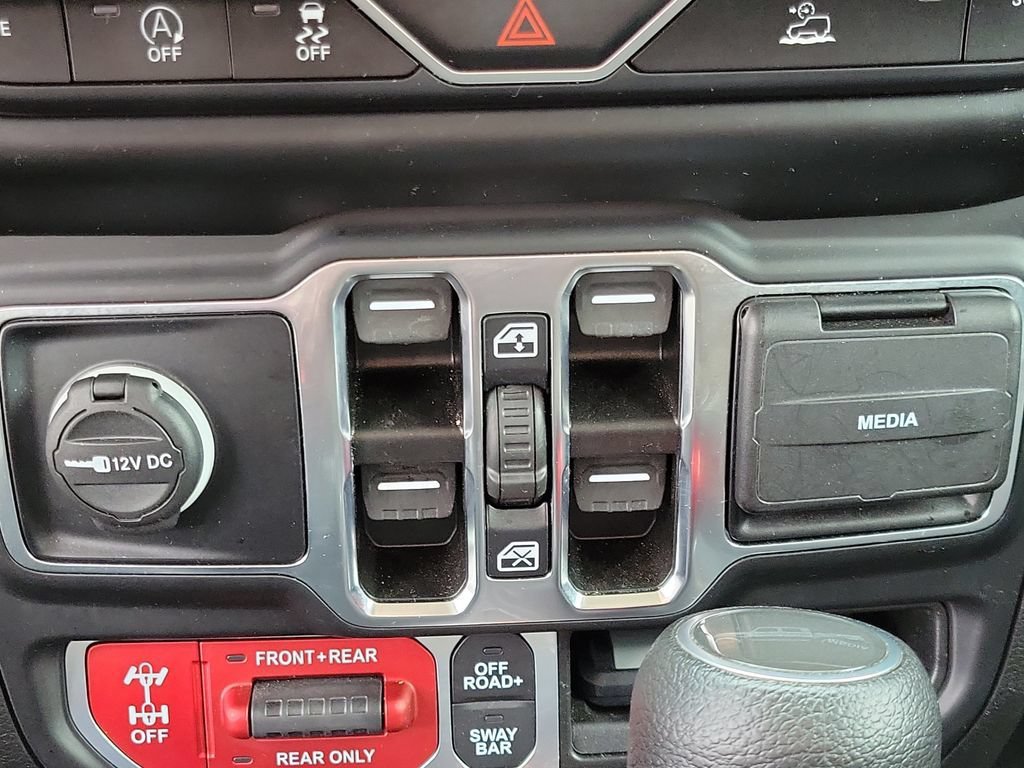 Used 2022 Jeep Gladiator Rubicon AWD/4WD image 25