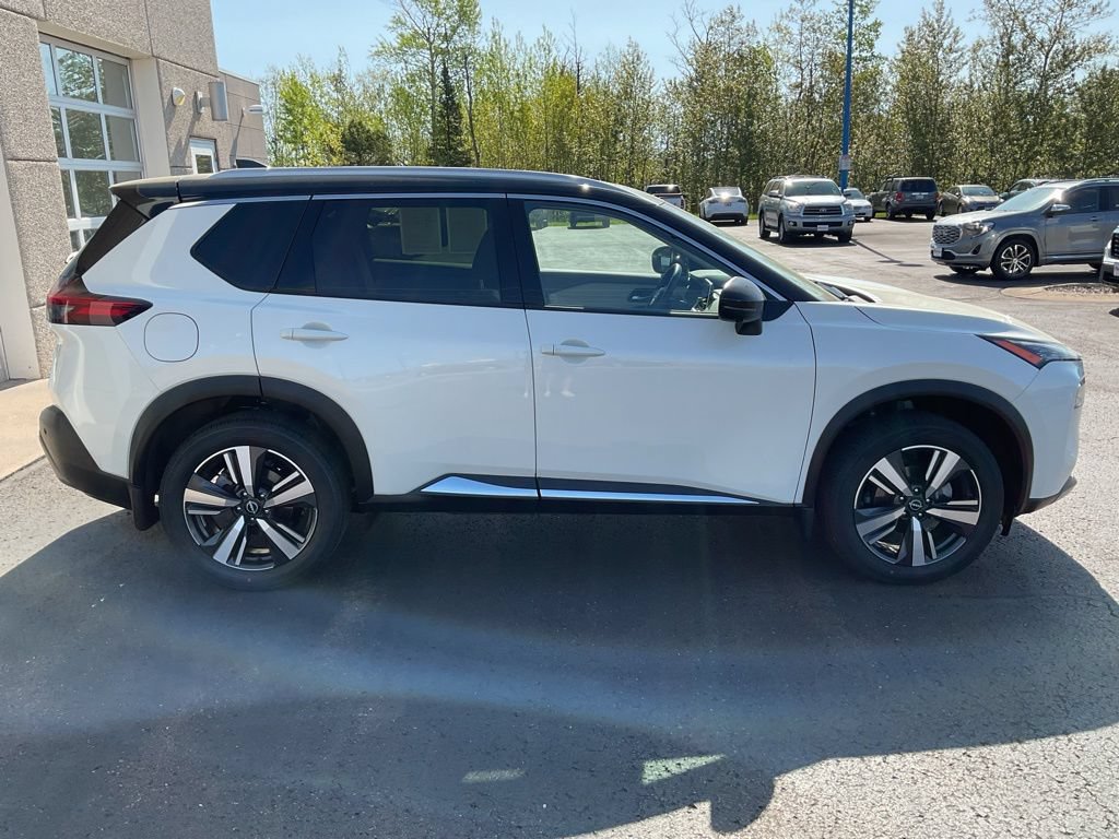 Used 2023 Nissan Rogue SL AWD/4WD image 4