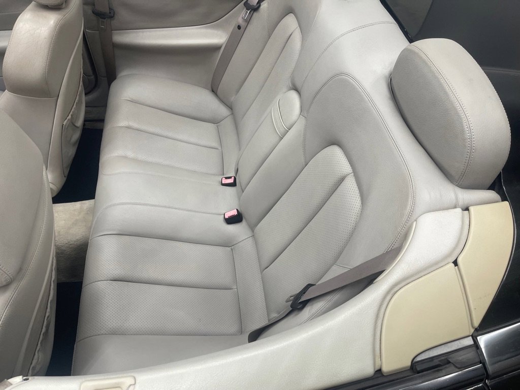 Used 1999 Mercedes-Benz CLK 320 Cabriolet image 23