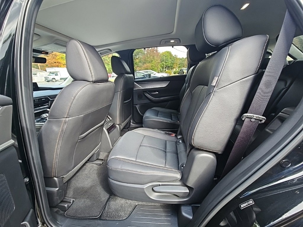 Certified 2024 MAZDA CX-90 Plug-In Hybrid w/ Premium Pkg image 14