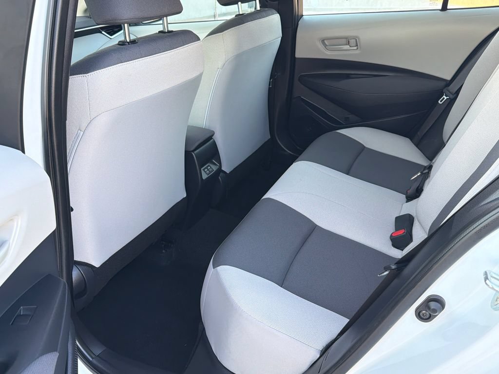 Used 2025 Toyota Corolla LE FWD image 16