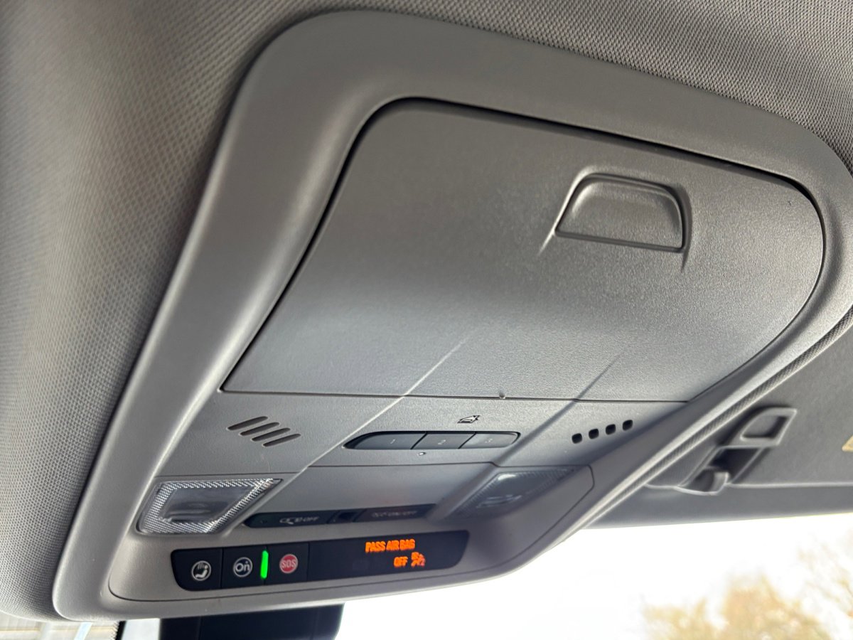 Certified 2024 GMC Terrain SLT image 7