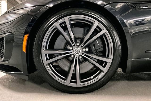 New 2024 Jaguar F-TYPE R image 10