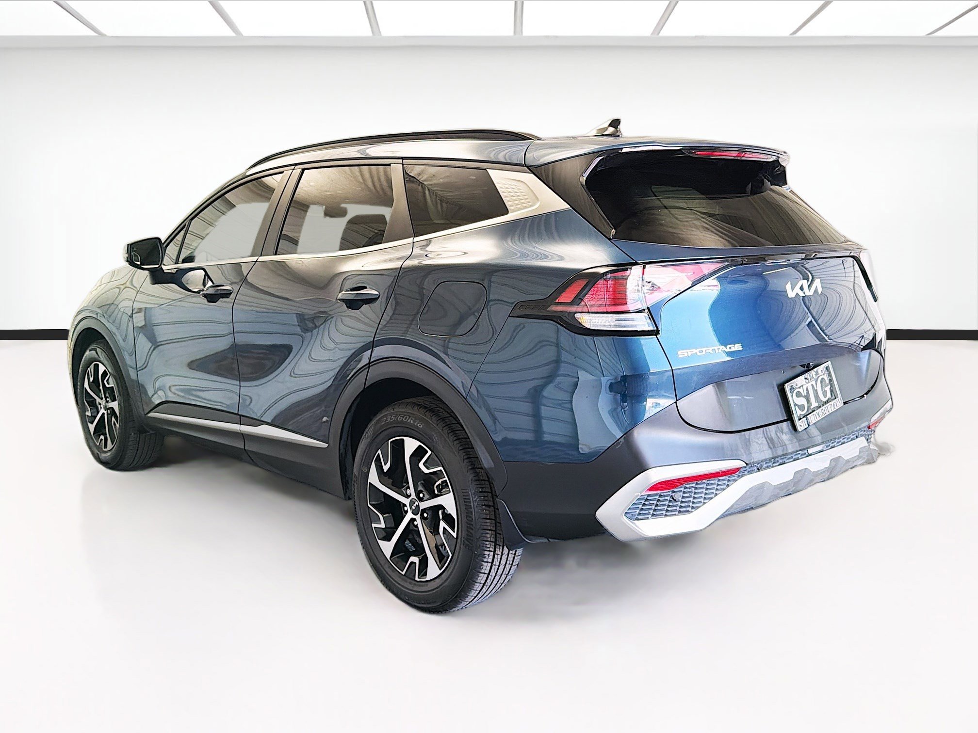 Used 2023 Kia Sportage EX w/ EX Premium Package image 6