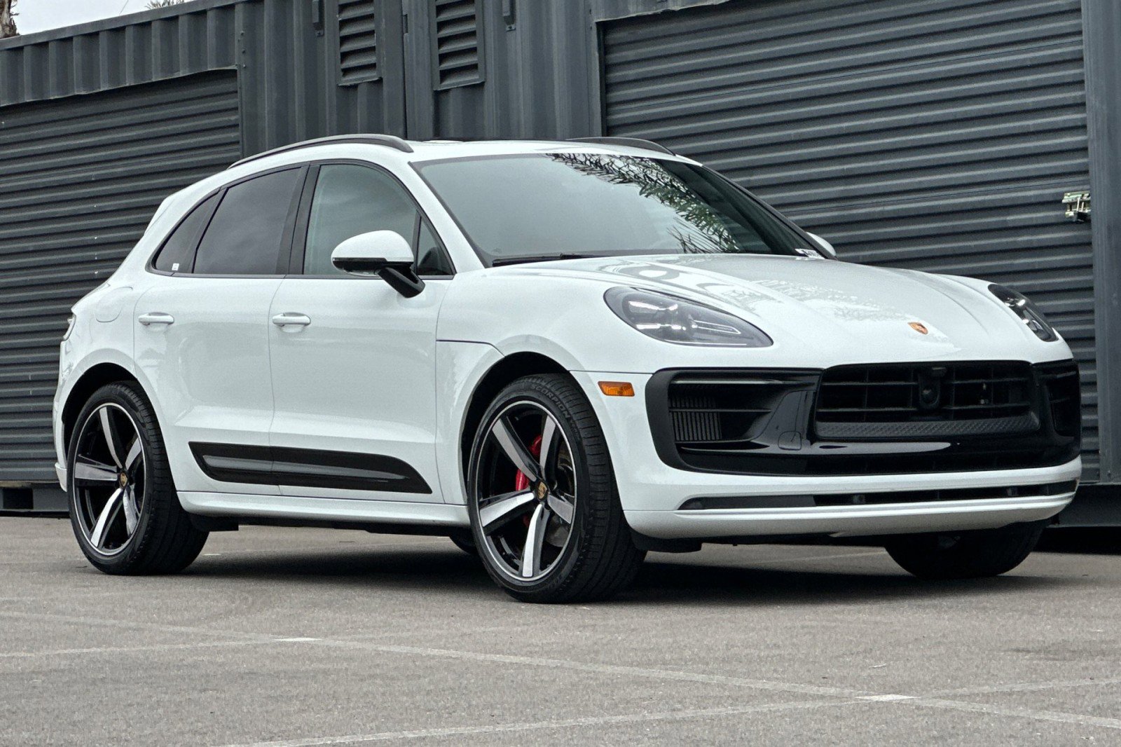 Certified 2024 Porsche Macan S AWD/4WD image 10