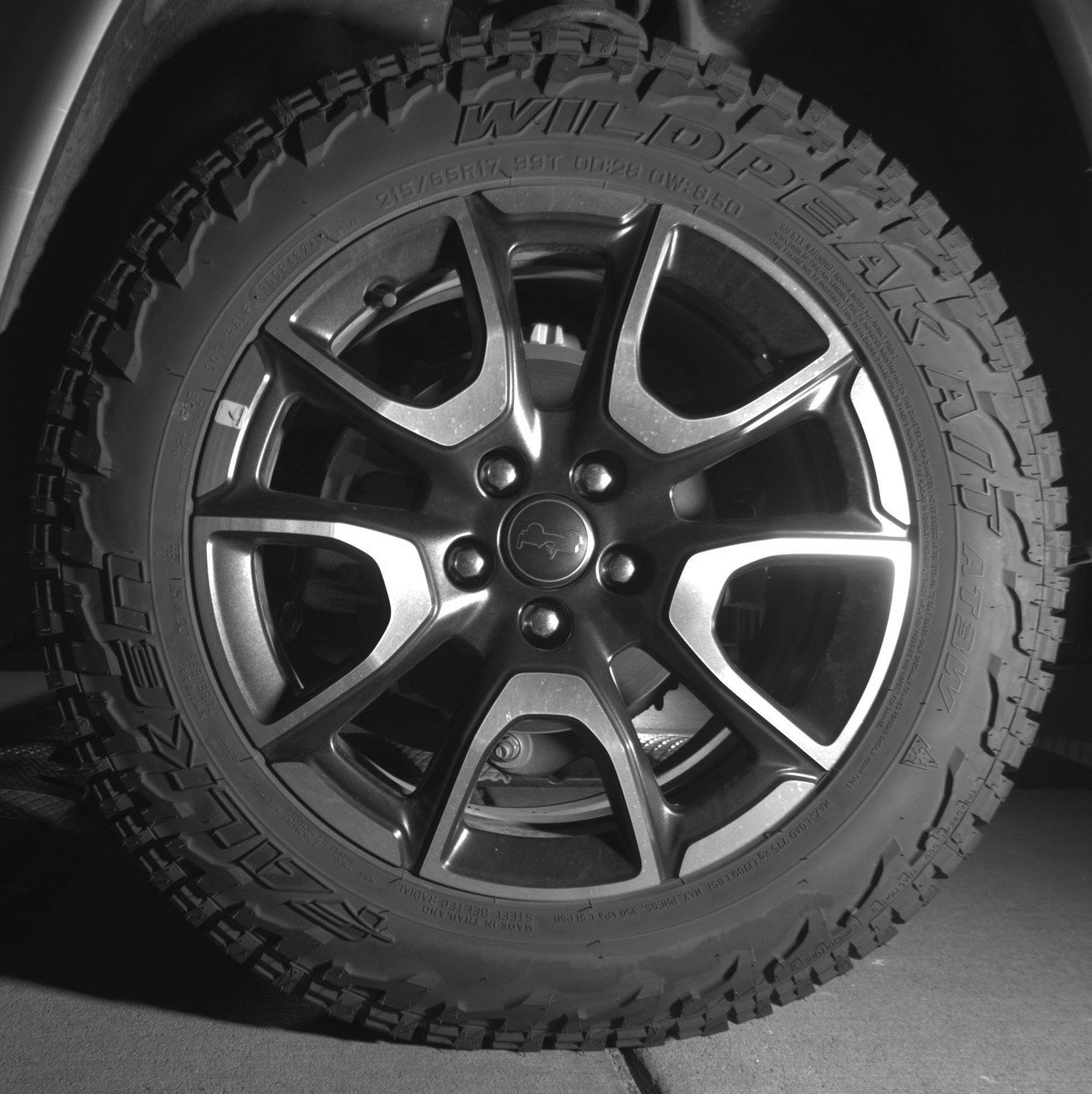 Used 2025 Jeep Compass Trailhawk image 14
