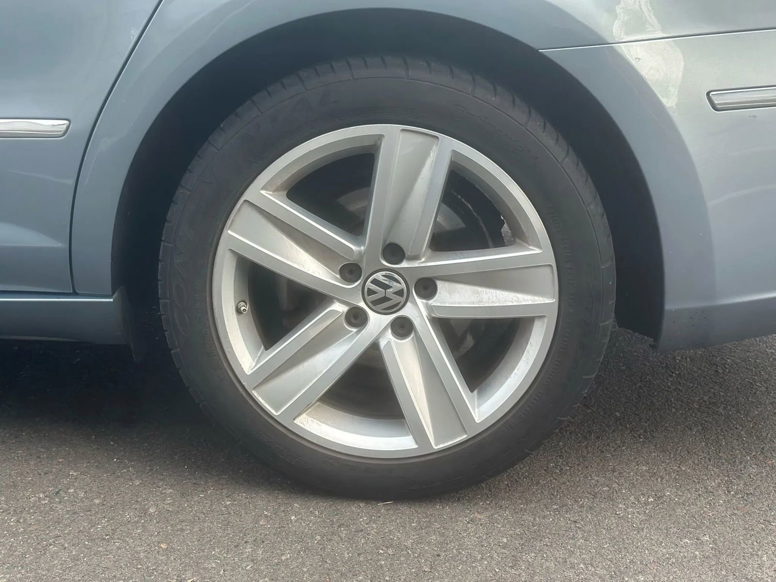 Used 2013 Volkswagen CC Lux image 16