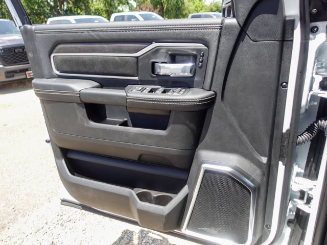 New 2026 RAM 3500 Laramie w/ Night Edition AWD/4WD image 19