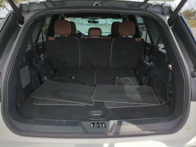 Used 2023 Lincoln Aviator Grand Touring AWD/4WD image 13