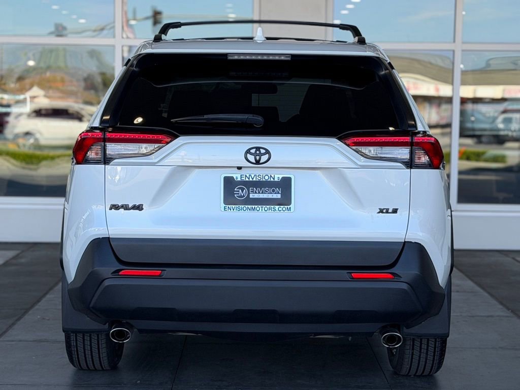 Certified 2022 Toyota RAV4 XLE Premium FWD image 12