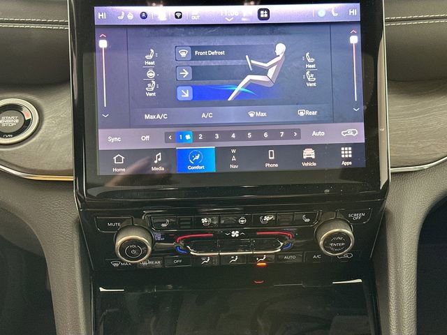 Used 2023 Jeep Grand Cherokee Overland AWD/4WD image 15