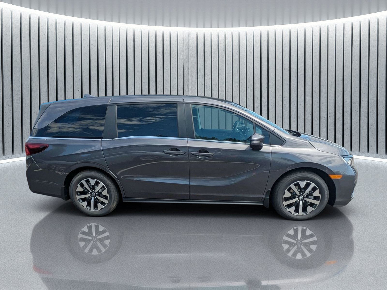 New 2027 Honda Odyssey EX-L image 3