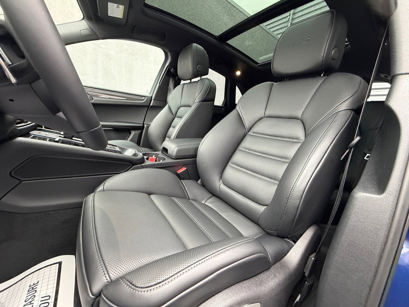 New 2026 Porsche Macan GTS image 9