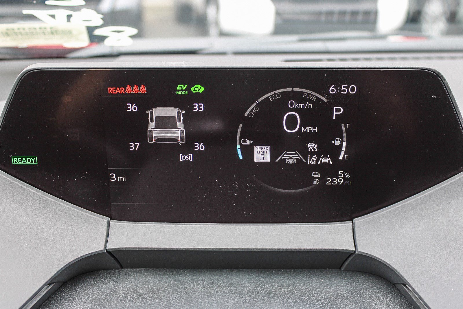 New 2026 Toyota Prius Plug-In Hybrid FWD image 25