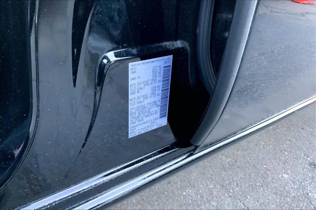 Used 2023 Nissan Frontier SV image 14