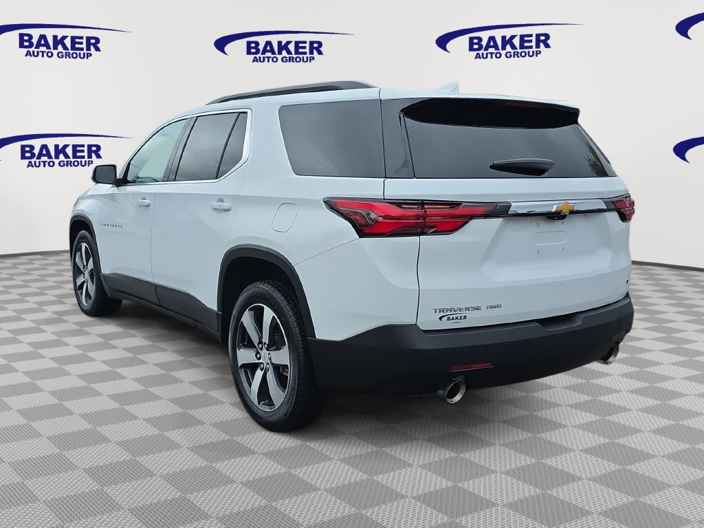Used 2023 Chevrolet Traverse LT w/ LT Premium Package AWD/4WD image 8