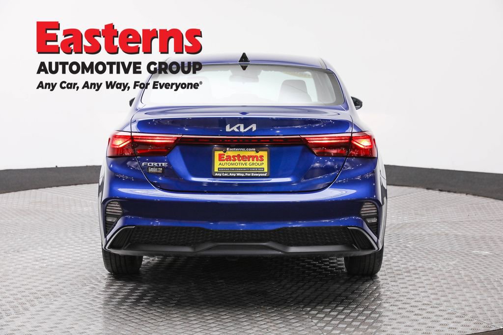 Used 2022 Kia Forte LXS w/ LXS Technology Package image 6