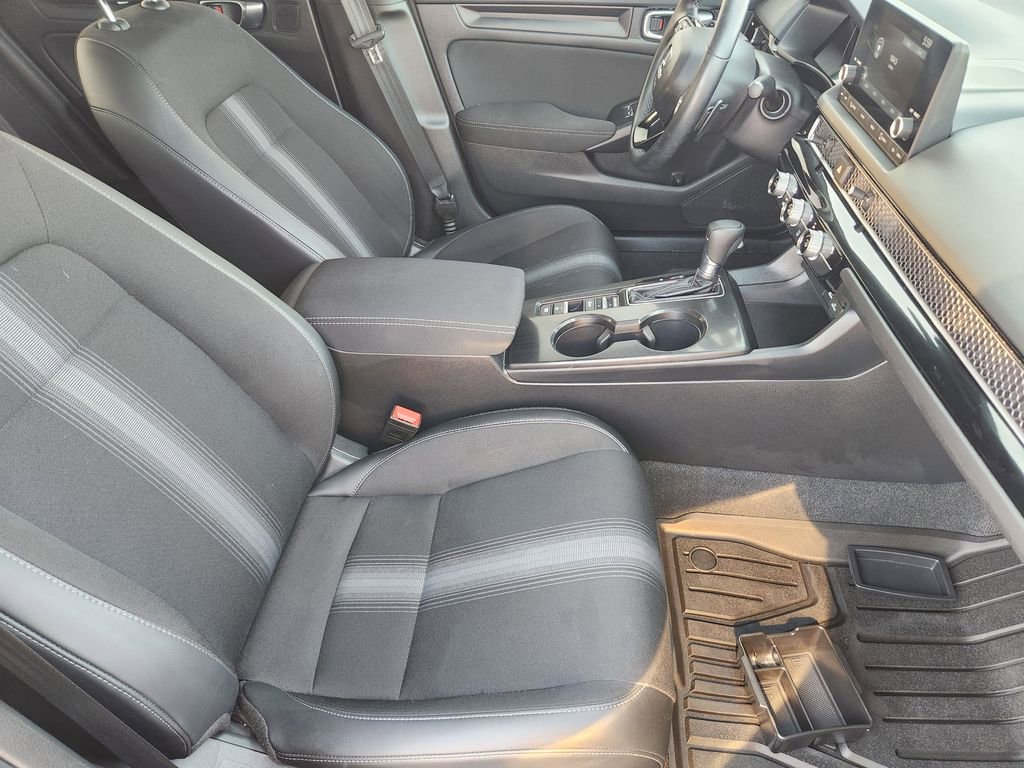 Used 2023 Honda Civic Sport image 18