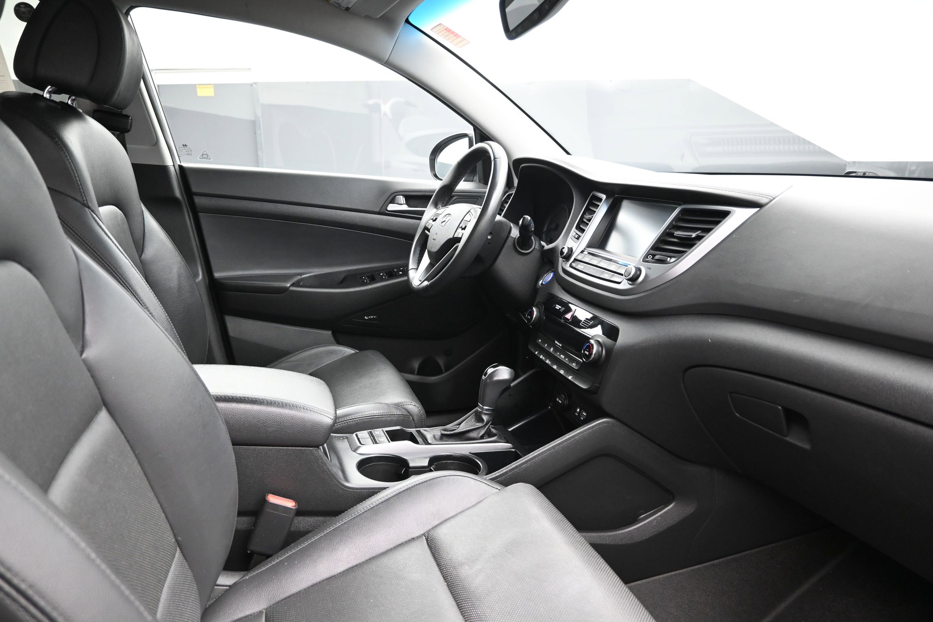 Used 2017 Hyundai Tucson Limited AWD/4WD image 26
