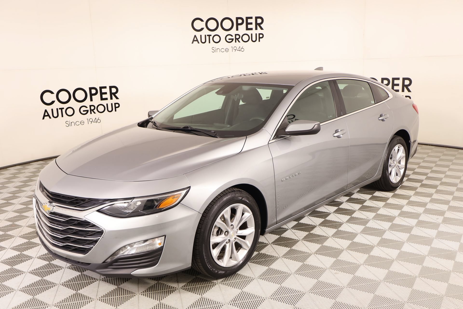 Used 2024 Chevrolet Malibu LT FWD image 10