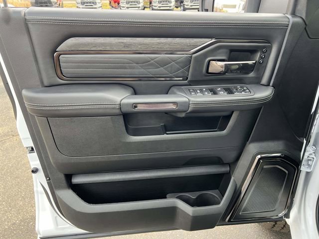 New 2026 RAM 2500 Limited AWD/4WD image 12