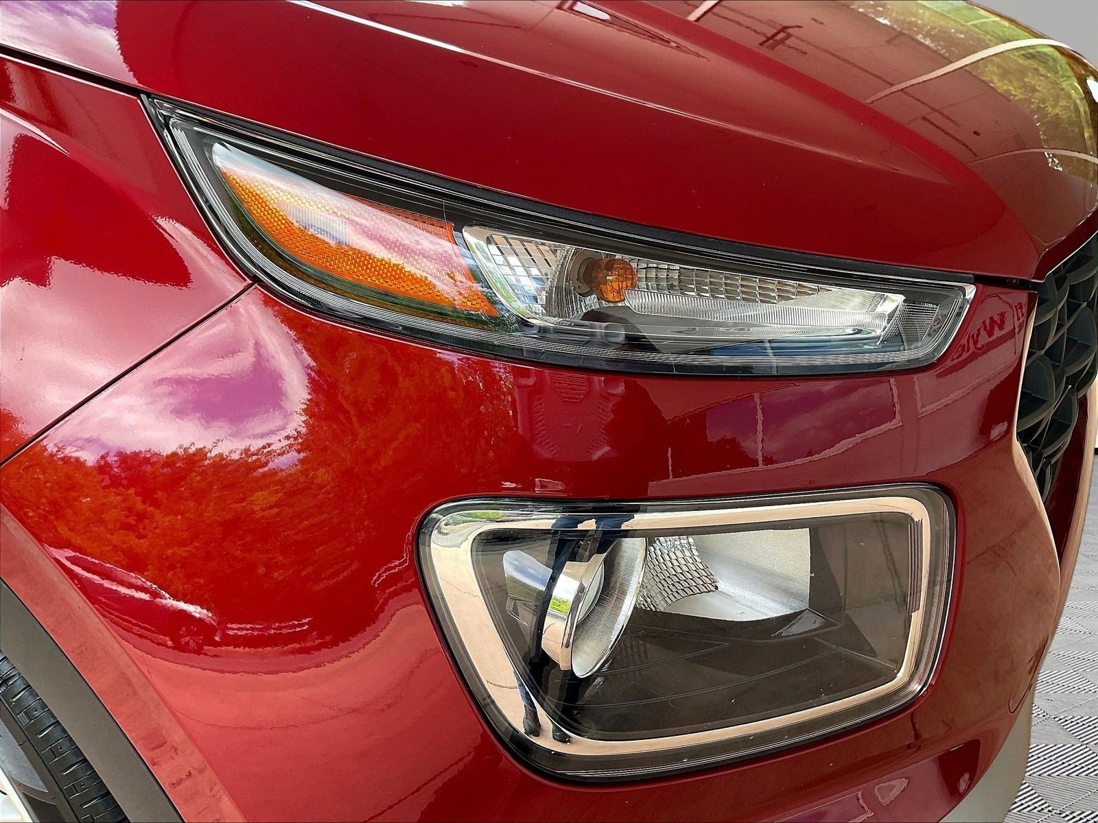 Used 2025 Hyundai Venue SE FWD image 27