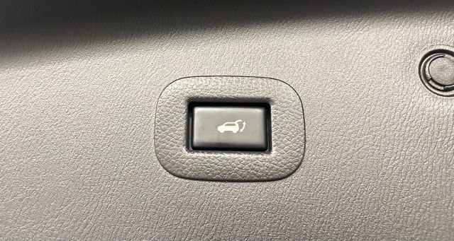 Used 2017 Nissan Armada Platinum w/ Captain Seat Package AWD/4WD image 46