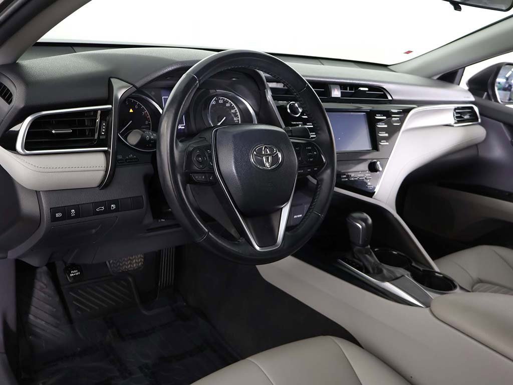 Used 2018 Toyota Camry SE image 23