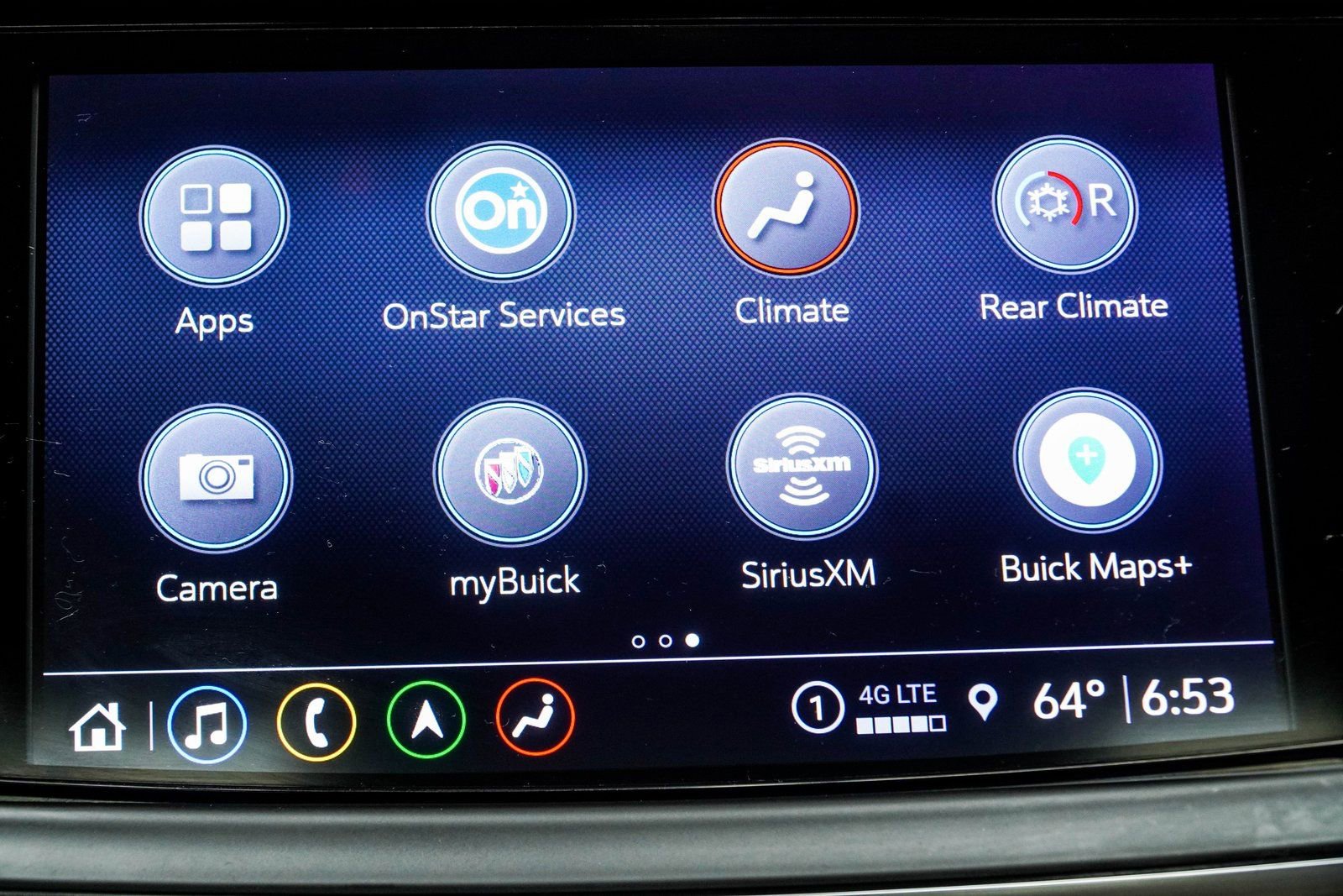 Used 2023 Buick Enclave Avenir image 23